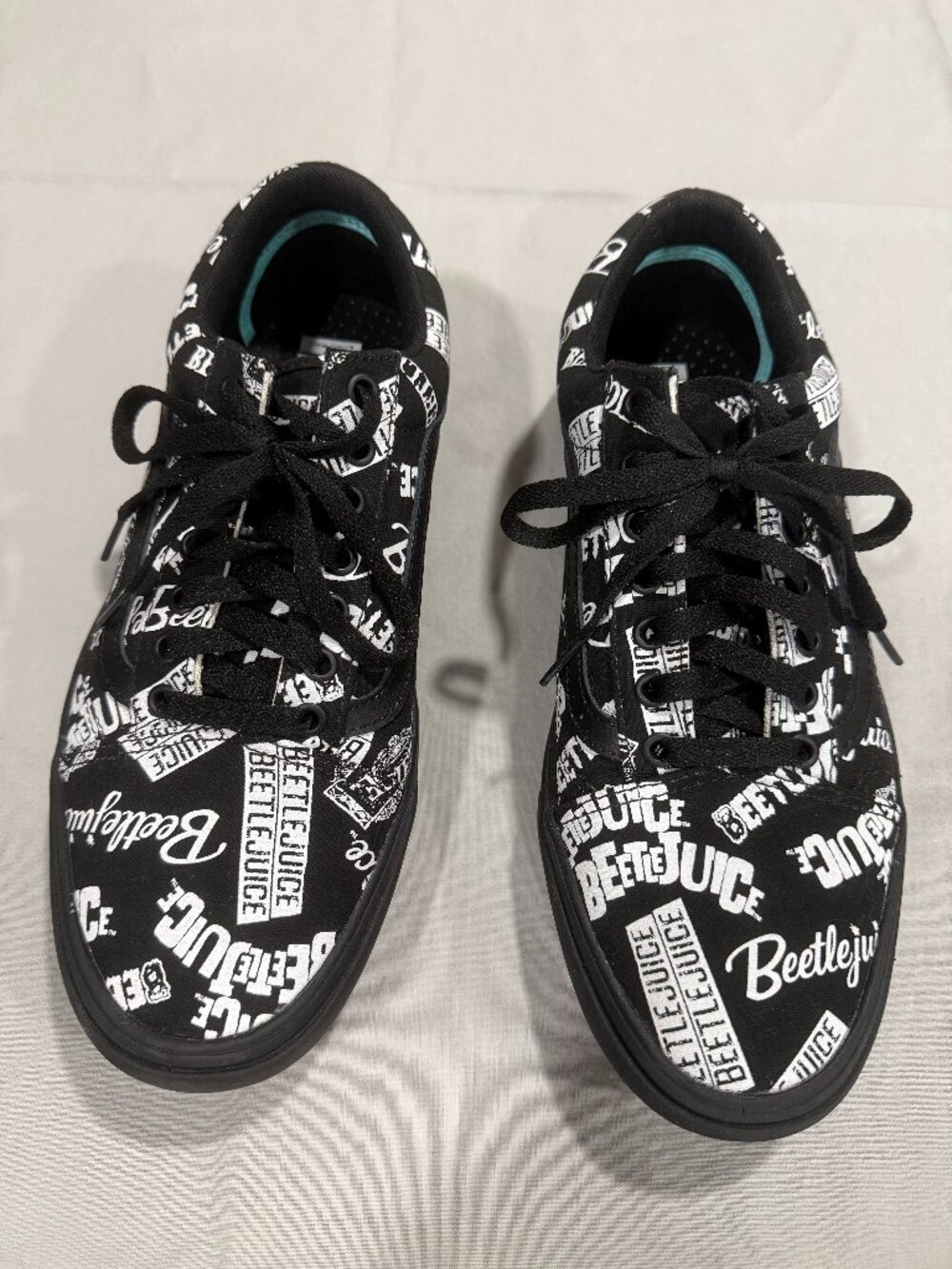 Vans x Beetlejuice Customs ComfyCush Era Men’s 10.5 Women’s 12 Rare + Bag